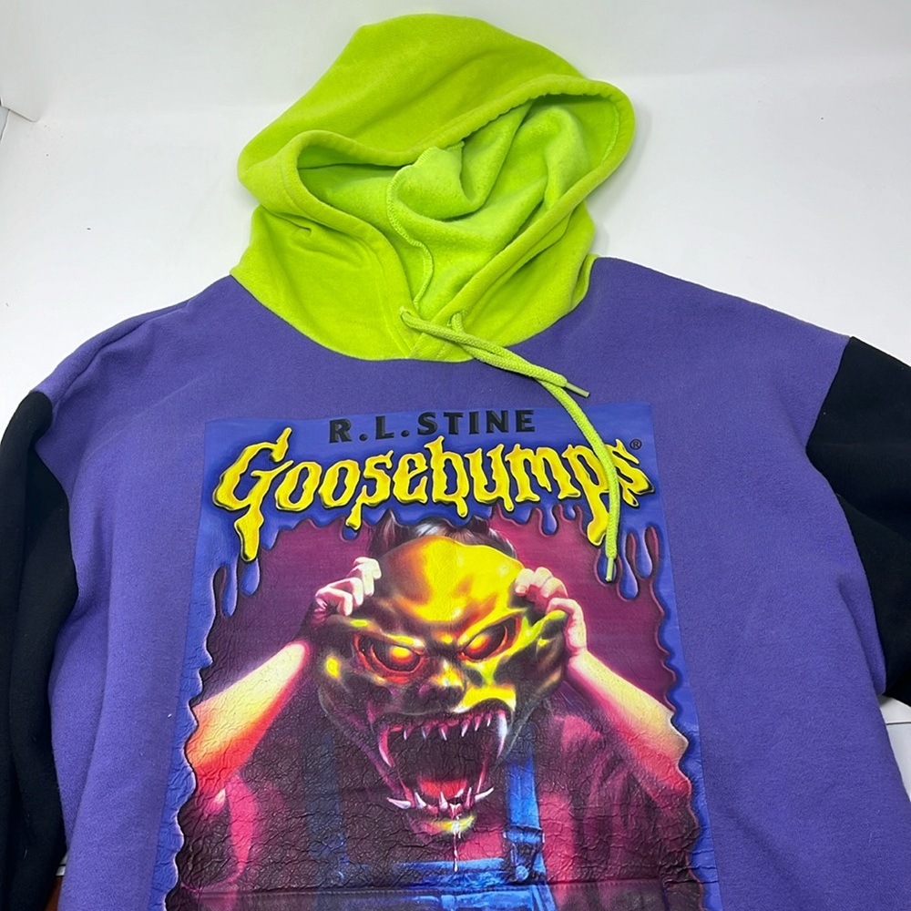 Ultra Rare Goosebumps The Haunted Mask Hoodie - medium
